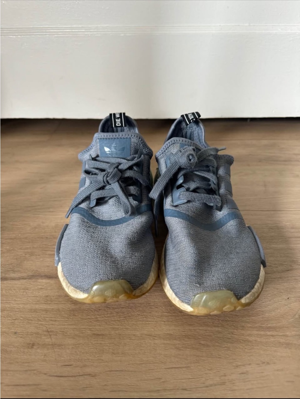 Adidas Sneakers